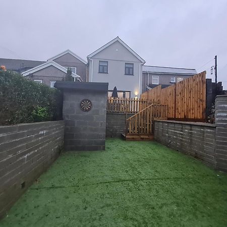 4 Bedroom Luxury House. Bike Park Wales. Secure Bike Store. Brecon Beacons Dowlais Ngoại thất bức ảnh